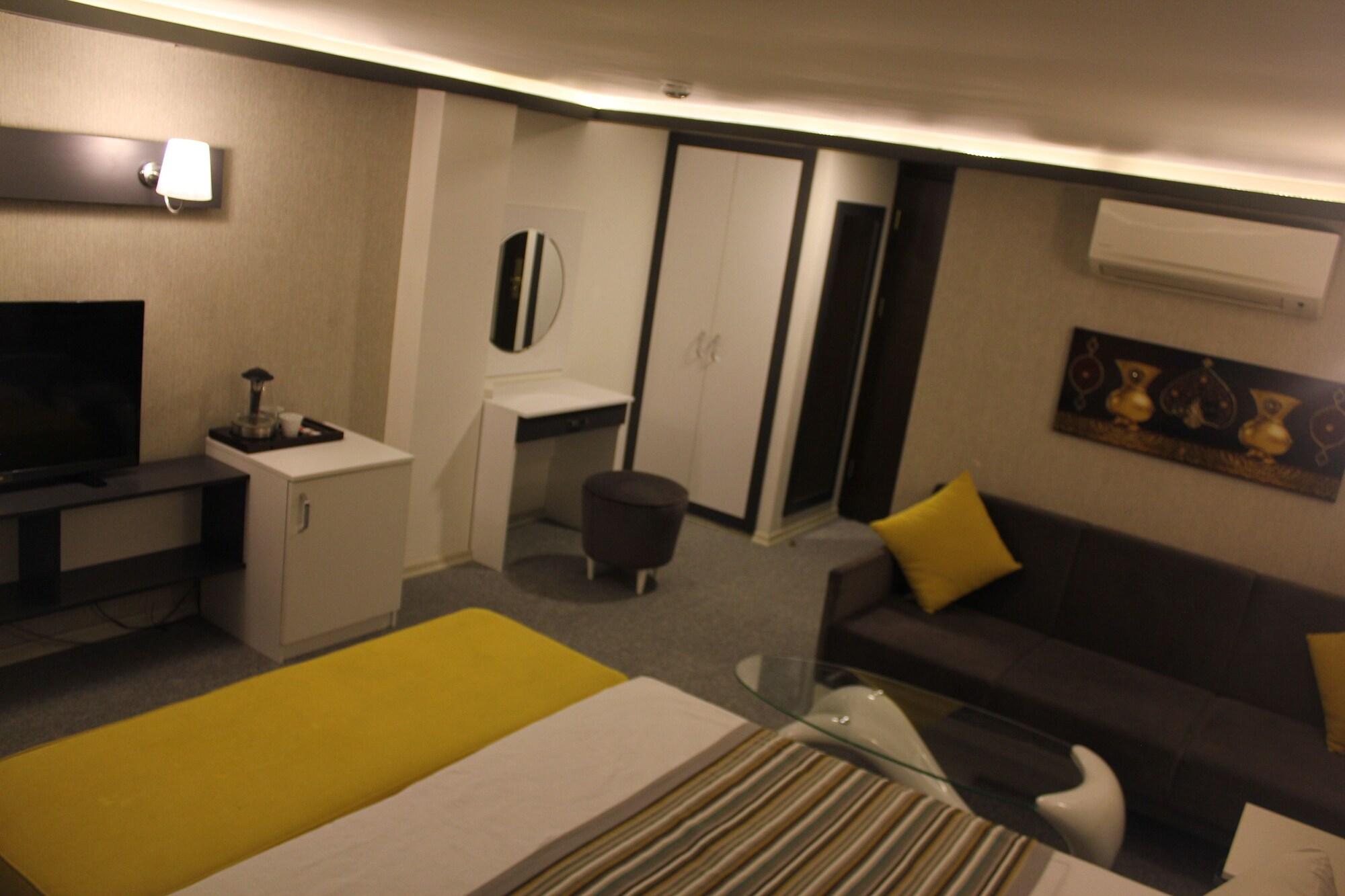 Hotel Taksim Home Istanbul Exterior photo