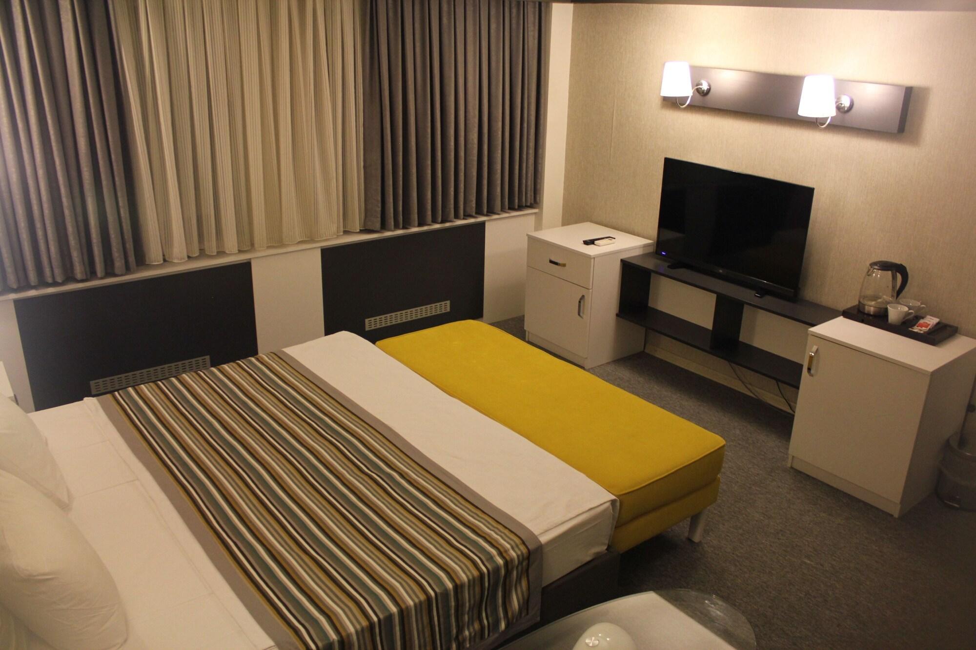 Hotel Taksim Home Istanbul Exterior photo