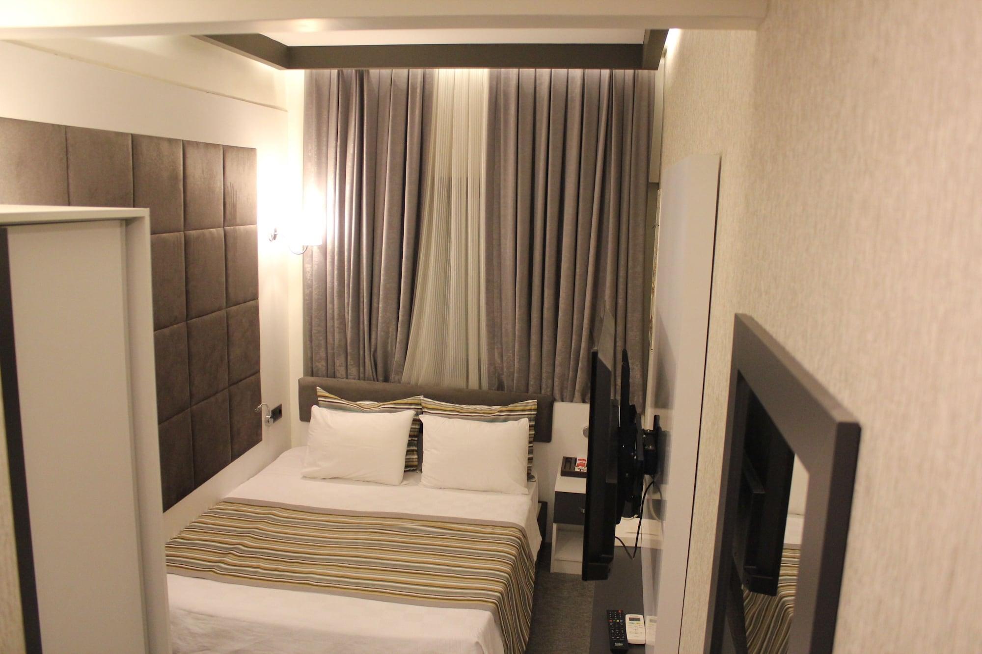 Hotel Taksim Home Istanbul Exterior photo